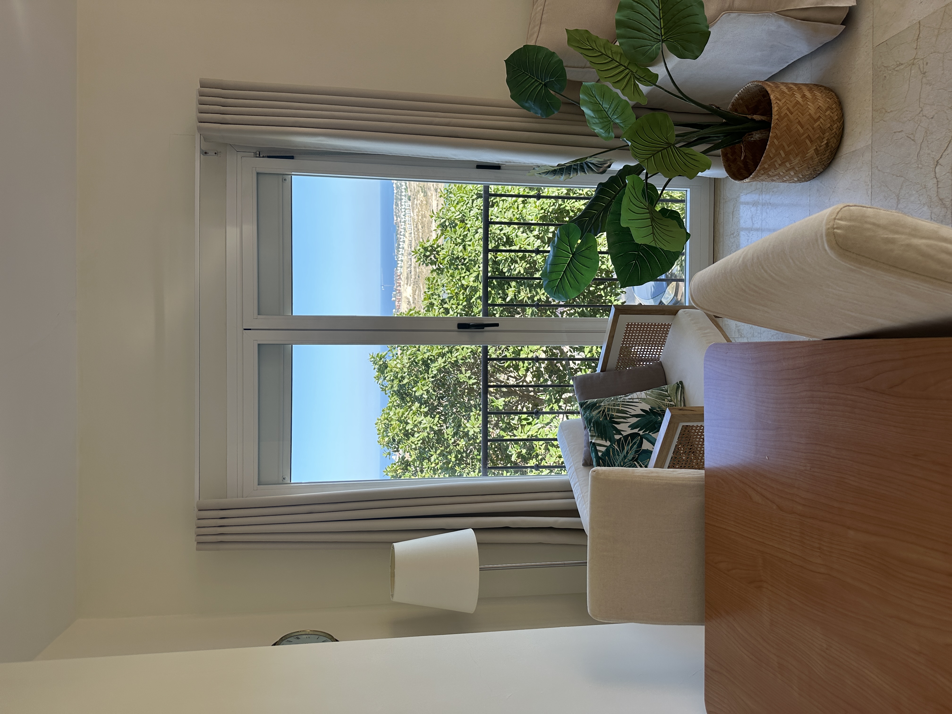 Dining · morning